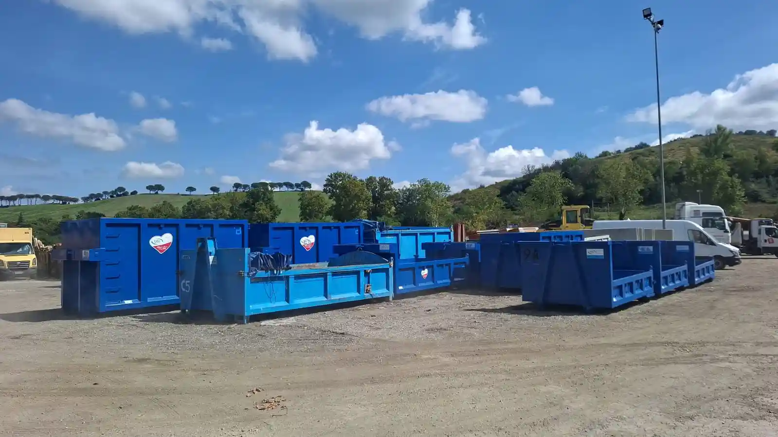 Mezzi e operazioni di ritiro rifiuti e trasporto nel Lazio – Ritiro Rifiuti Roma